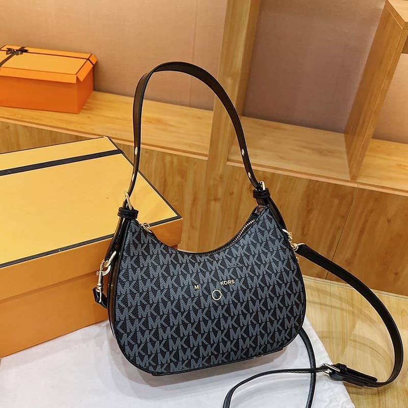 Underarm Bag for Women 2025 New Trendy French Style High-End Niche Moon Bag Single Shoulder Half-Moon Bag Crossbody Bag