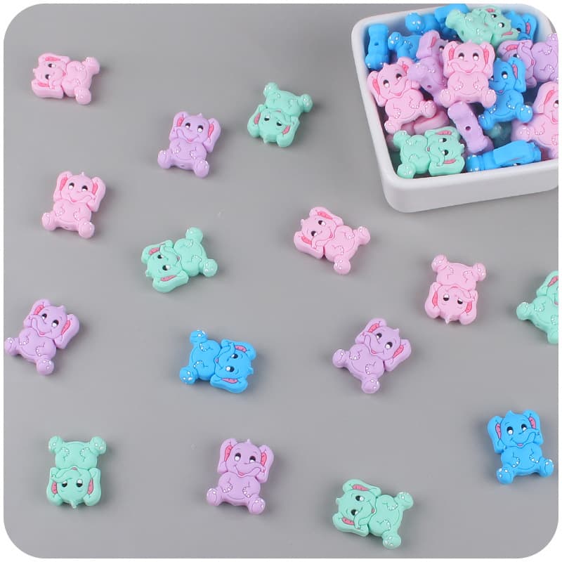 Creative DIY baby products cartoon animal elephant silicone toy baby teething pacifier chain bracelet small accessories