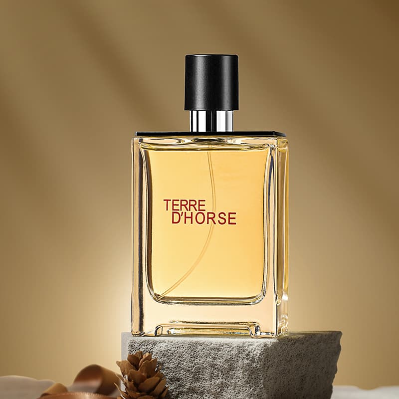 Small town Yixiang Earth men's perfume lasting fragrance light fragrance fresh Cologne men's wooden 100ml