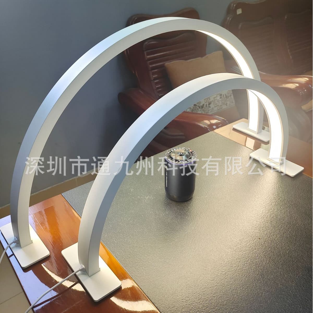 Cross-Border 55cm Half-Moon Beauty Salon Lighting Led Desktop Fill Light Shadowless Lamp for Nail Art, Eyelash Extensions, and Tattooing