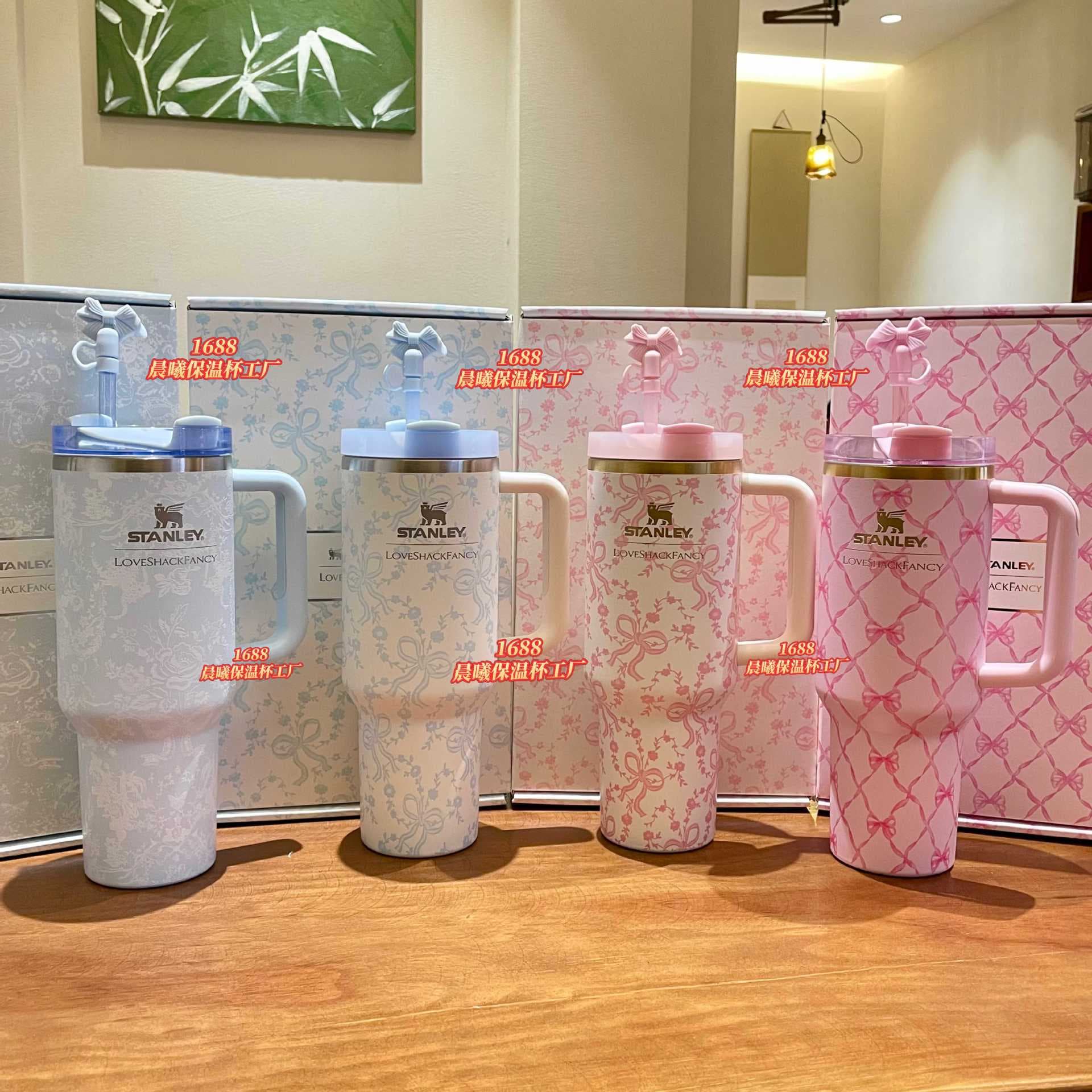 Stanley New Floral Stanley Gift Box LoveShackFancy Collaboration 40oz Butterfly Straw Cup