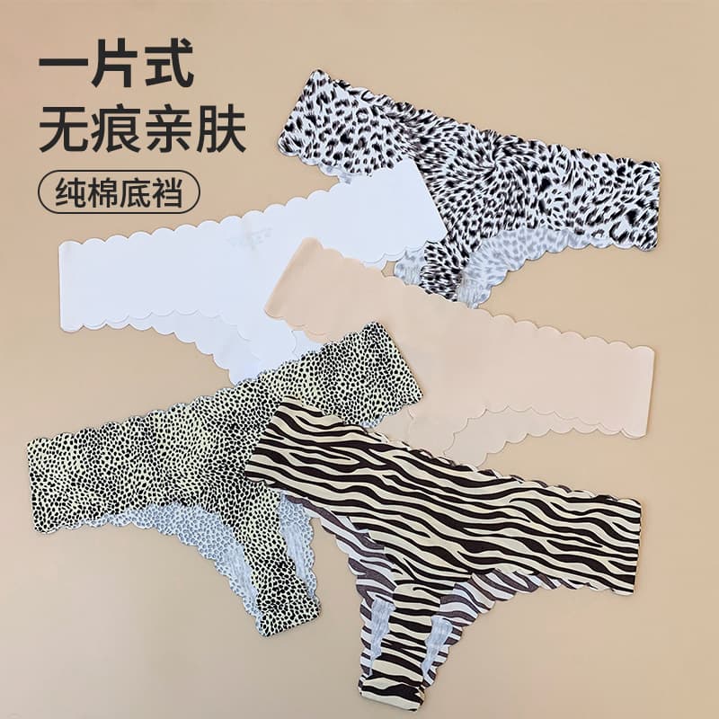 Cross-Border Europe and America Ice Silk Women's Pure Cotton Gusset Low Waist Leopard Snake Print Sexy Plus Size Triangle Thong G-String