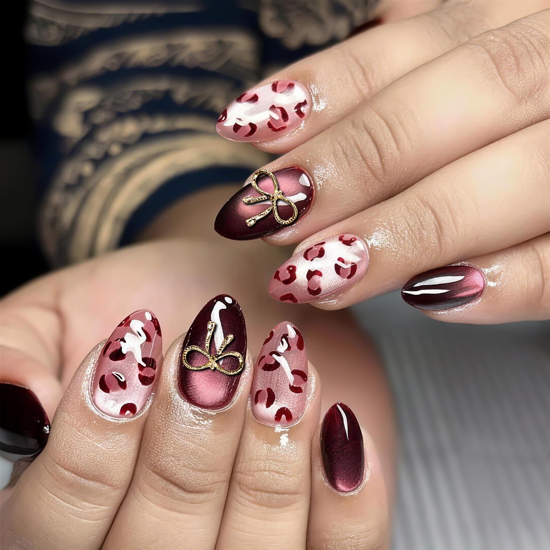 Xiaohongshu Hot-Selling Pure Desire Style Leopard Print Sultry Girl Glass Bead Cat Eye Cherry Leopard Print Detachable Wearable Nails Wholesale