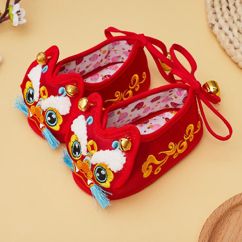 Tiger Head Shoes for Babies - 1 Month, 100 Days, and 1 Years - Soft-Soled Infant Dragon and Tiger Cloth Shoes - Embroidered Cotton Shoes - Autumn and Winter HTX090