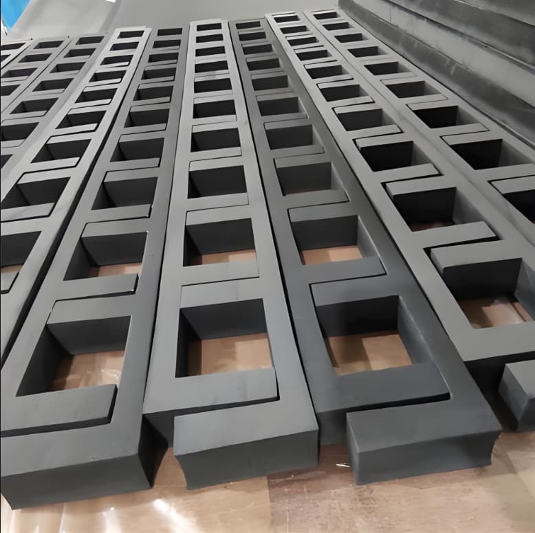 Manufacturer-supplied high-hardness EVA strips at 45 degrees for glass impact protection and EVA foam slot channels.