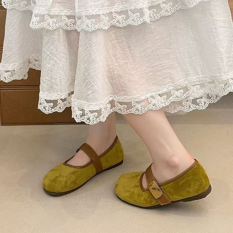 Vintage Round-Toe Mary Jane Flat Shoes for Women 2026 Summer New Collection, Soft Flat Sole, Pair with Dresses
