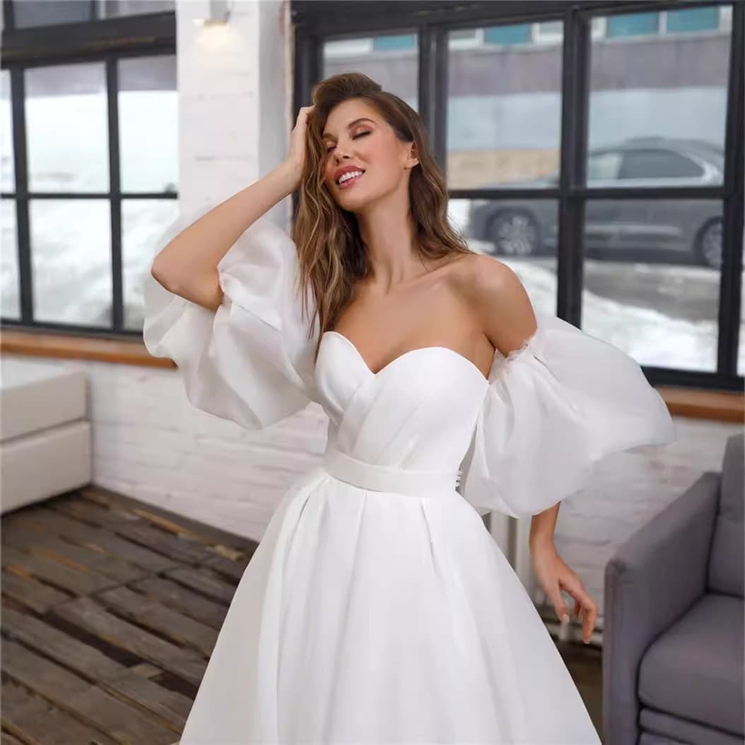 AliExpress Cross-border Strapless Light Wedding Dress 2026 New Slim Fit Puff Sleeve Birthday Host Party Evening Gown Light Tulle