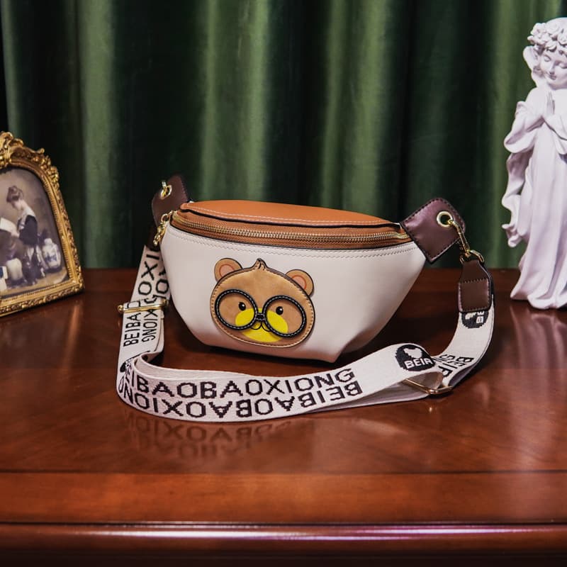 Cute Bear Bag for Women 2023 New Niche Cartoon Waist Bag Trendy All-Match Shoulder Bag Fashionable Crossbody Women's Bag
