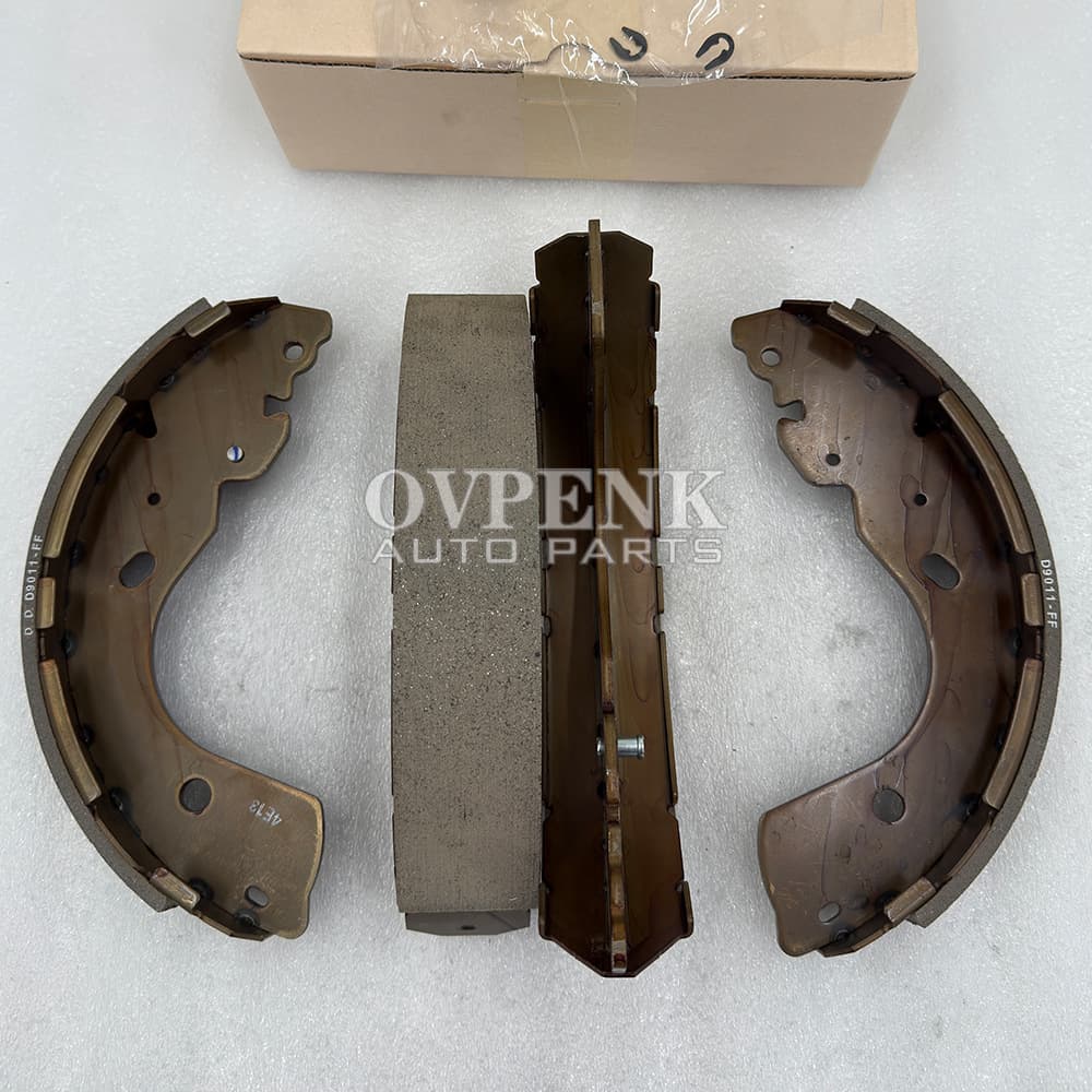 Brake shoes for Mitsubishi L200 Triton 2024-, OE 440A1A000P