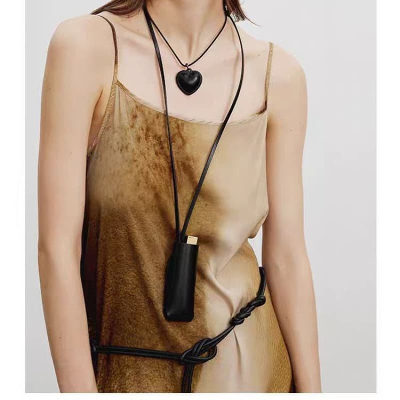 New Elegant Style Necklace Lanyard Portable Mini Lipstick Bag PU Leather Sweater Chain Custom Logo Printing