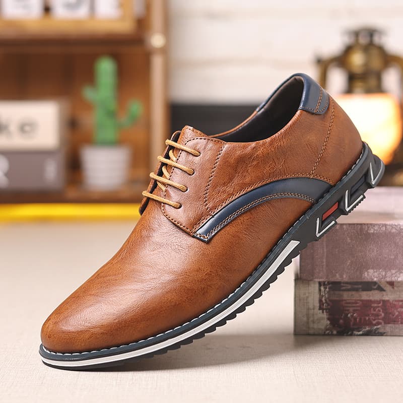 2025 New Large Size Men's Shoes Fashionable Lightweight Casual Leather Shoes Lace-Up Four Seasons Bata Men's Single Shoes Factory