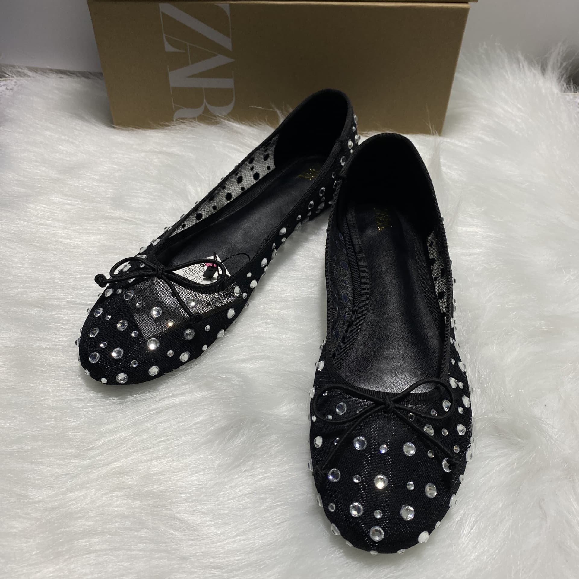ZA's new 2025 fashionable and versatile women's shoes, beige bow decorated with baby's breath, ballet style flat shoes, comfortable