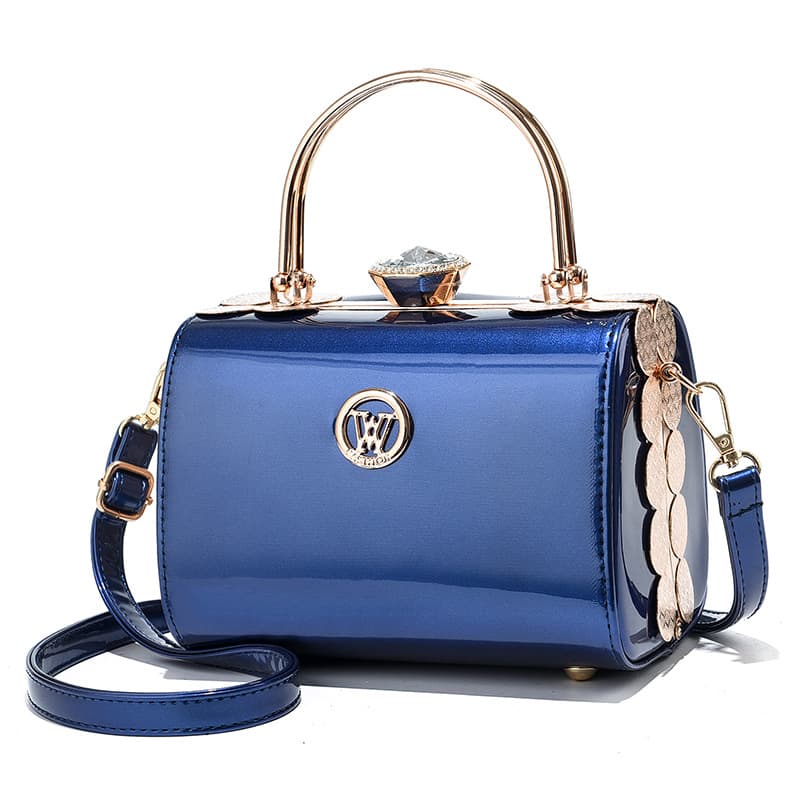 Women's Crossbody Cosmetic Bag - Trendy Steel Clip Design, Versatile One-Shoulder Handbag for Daily Use