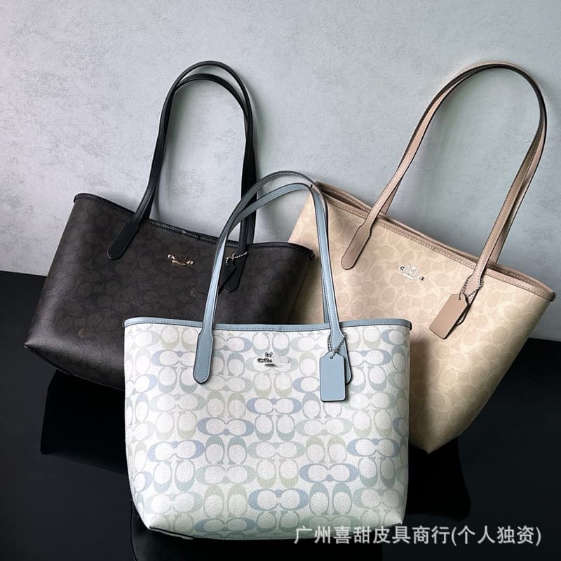 Coach Classic Monogram City 26 Large Capacity Tote Fashion Versatile Commuter Handbag Shoulder Crossbody Basket Bag for Women