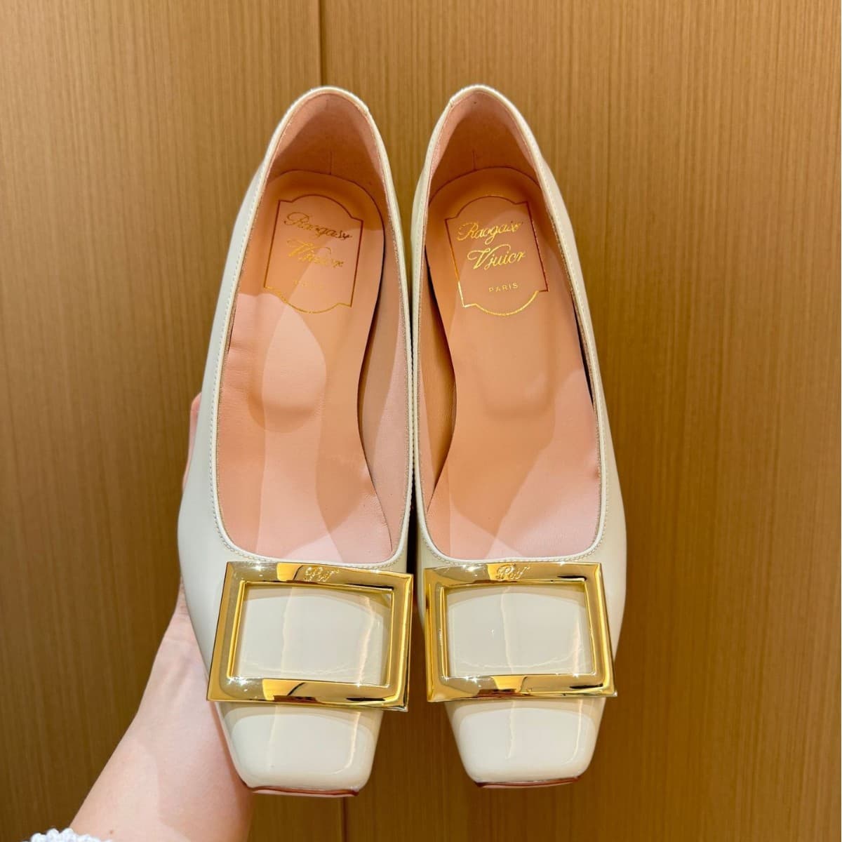 New 2026 Four-Season Fashion Retro Elegance Shallow-Mouth Versatile French High-End Women's Shoes 7cm Heel Pumps