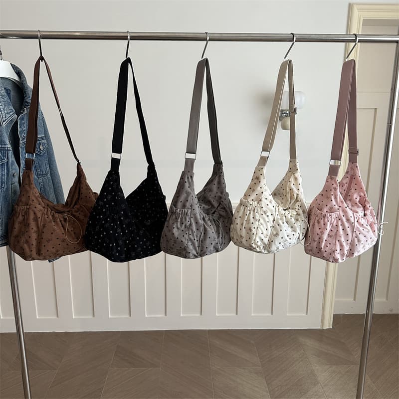 Korean Style Small Floral Sweet Bag Women 2026 Large Capacity Single Shoulder Bag Casual Lazy Style Pleated Crossbody Dumpling Bag