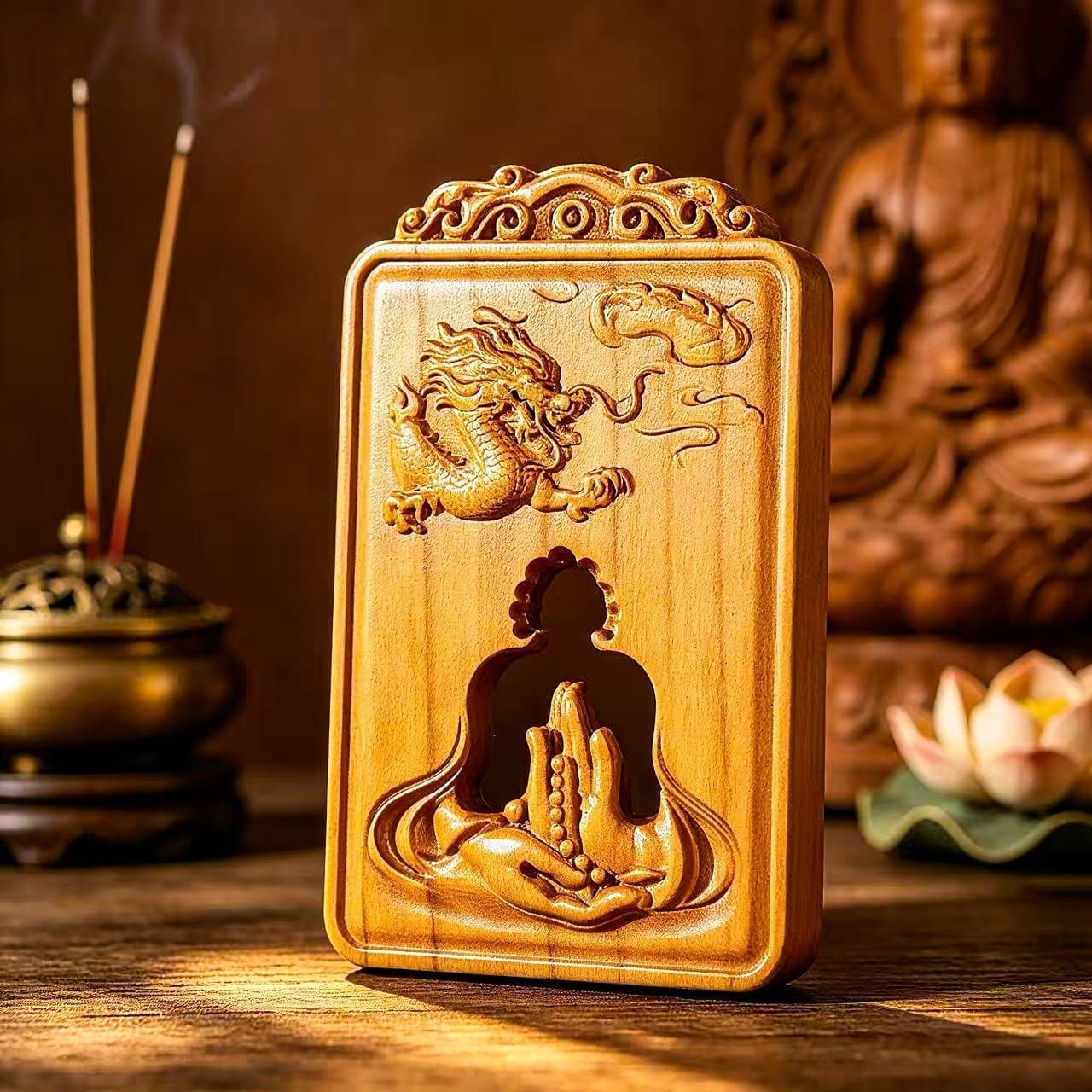 Peach wood carvings, enlightenment and Buddhahood, three-piece set of keychains, Buddha Blessings and Wellness, three-piece set of keychains, sent by manufacturers