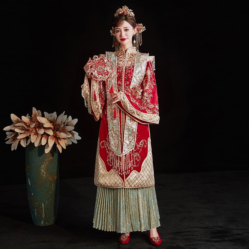 Ming-style Hanfu wedding dress, Chinese-style bridal gown, phoenix crown and cape, festive dress, Xiuhé dress 2025 spring new collection.