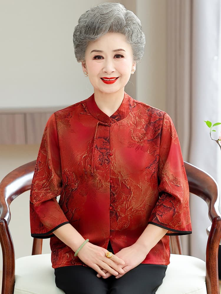 Three-quarter sleeve shirt, summer thin cardigan, old lady's clothes, middle-aged and elderly women's shirt, new style for grandmothers.