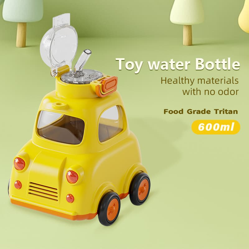 Strictly Selected 600ml Large Capacity Kids Car Water Bottle with Strap, Straw Cup Toy, Plastic Tritan Material