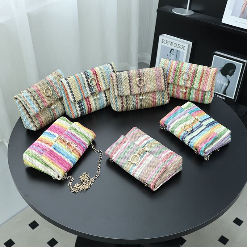 Woven Personalized Crossbody Bag 2025 Fashion Patchwork Rainbow Mini Bag Versatile Chain Women's Bag Straw Woven Pearl Bag