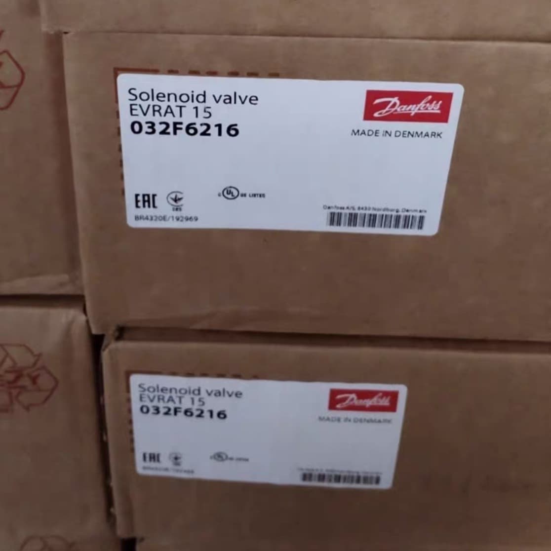 032F6214 Danfoss Solenoid Valve Large Stock New Packaging Spot Price Negotiable