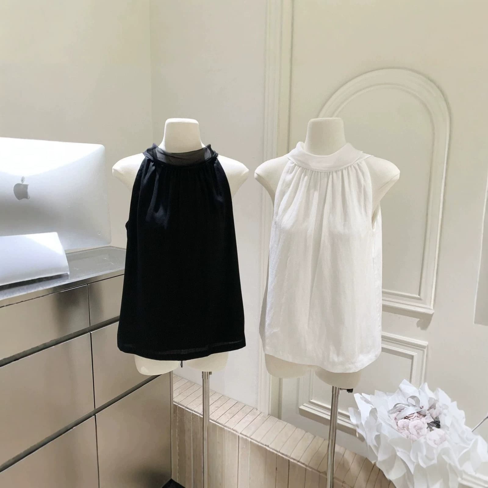 Mononono Same Style Black/White Lyocell Washed Lightweight Ribbon Sleeveless Elegant Blouse for Women