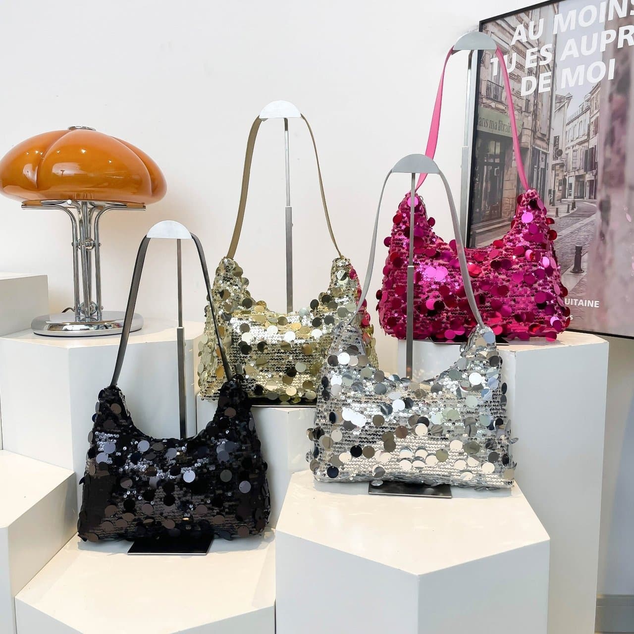 Large Capacity Chain Shoulder Bag 2025 New Fashion Summer Trendy Sequin Crescent Bag Personalized Style Bag