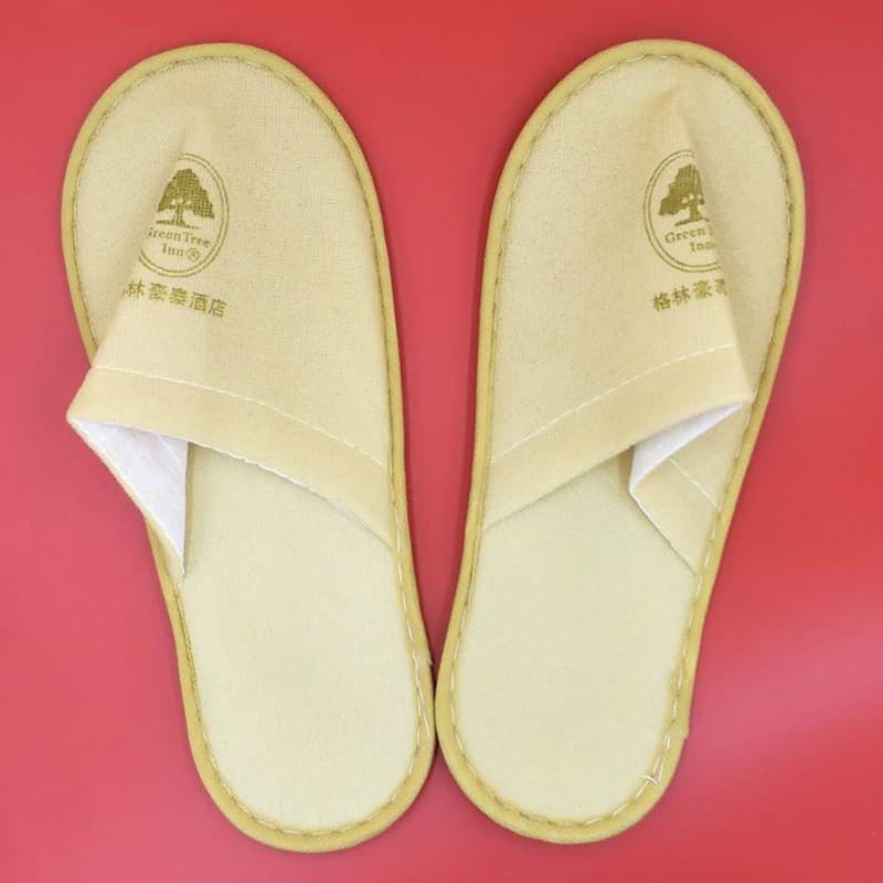 Hotel GreenTree anti-slip sole slippers, disposable towels, fleece-lined slippers, whitened cloth, Zhenmei cloth wholesale, extra thick.