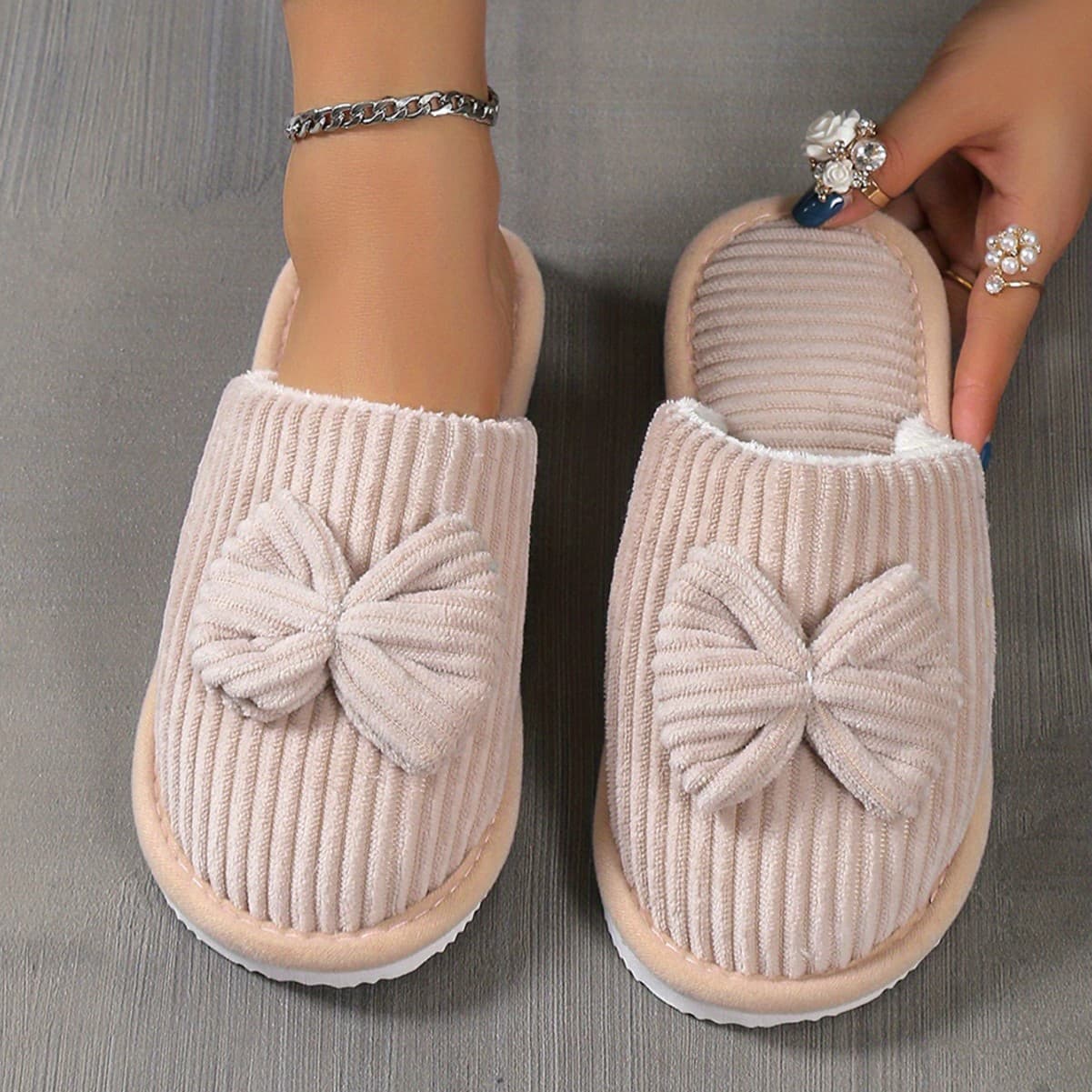 Source Factory Cross-Border Hot Selling Corduroy Bow Women's Cotton Slippers Small Order Custom Cotton Slippers Labeling Cotton Shoes Autumn Winter