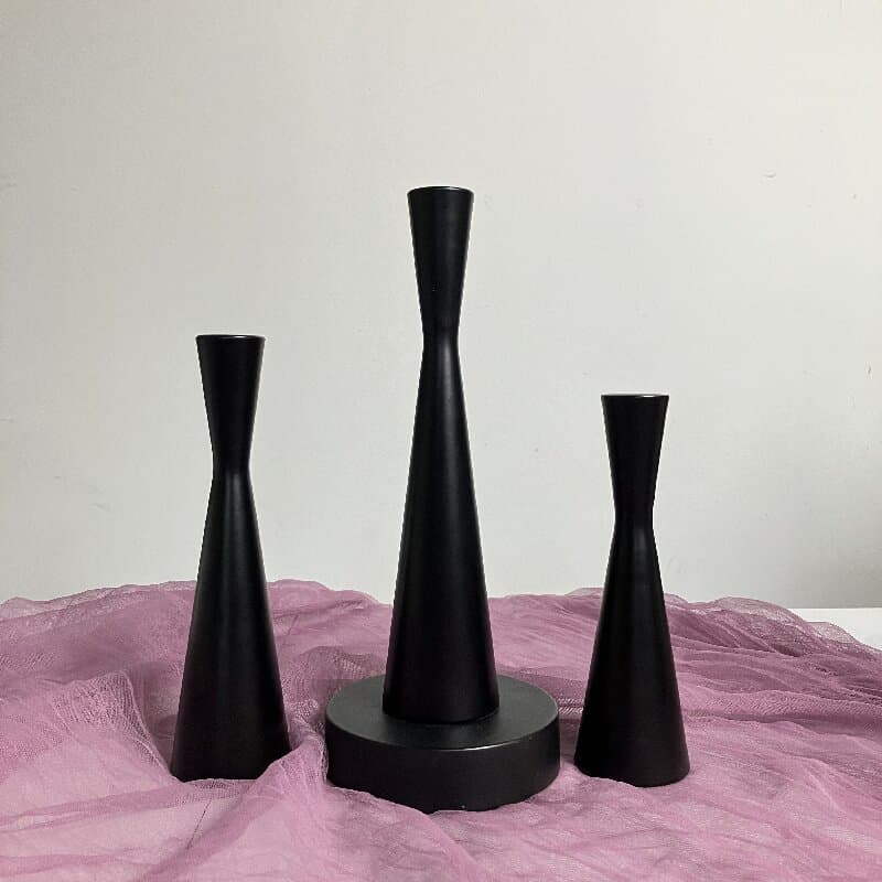 European Simple Metal Candle Holder Premium Decorative Ornament Gold Luxury Candle Stand Wedding Table Vintage Candle Cup
