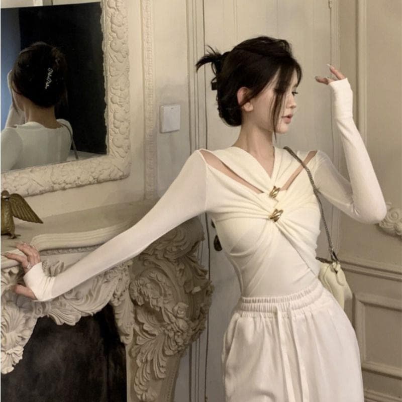 White Cross Long-Sleeve T-Shirt Women's Fall Layering Top, Trendy Slim-Fit Sexy Base Tee, Ins Style