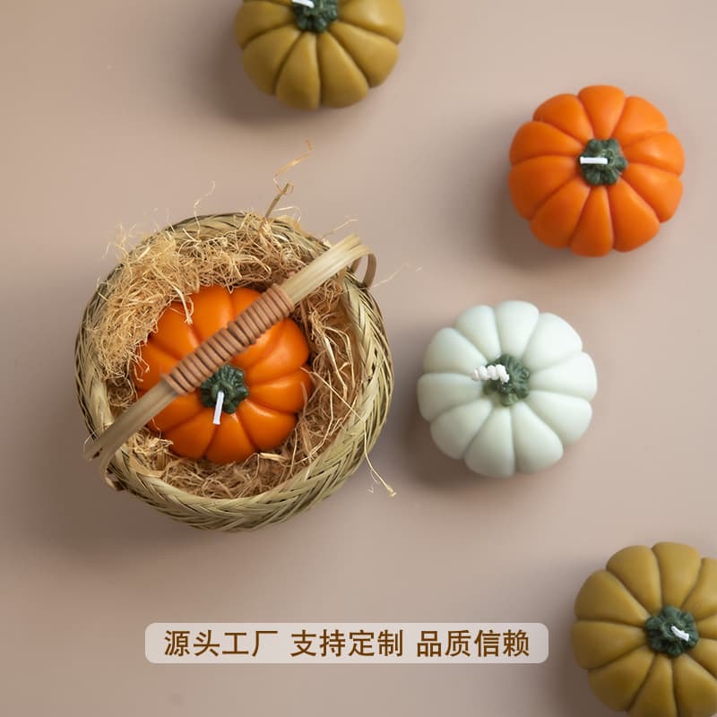 Cross-border hot selling Halloween cute pumpkin shape candle aromatherapy candle decoration handmade candle creative wholesale orange