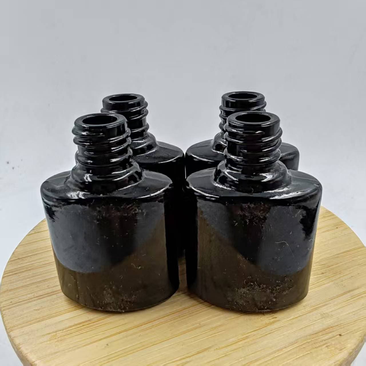 Black Glass Essential Oil Bottles, Customizable 5-500ml Black Glass Bottles