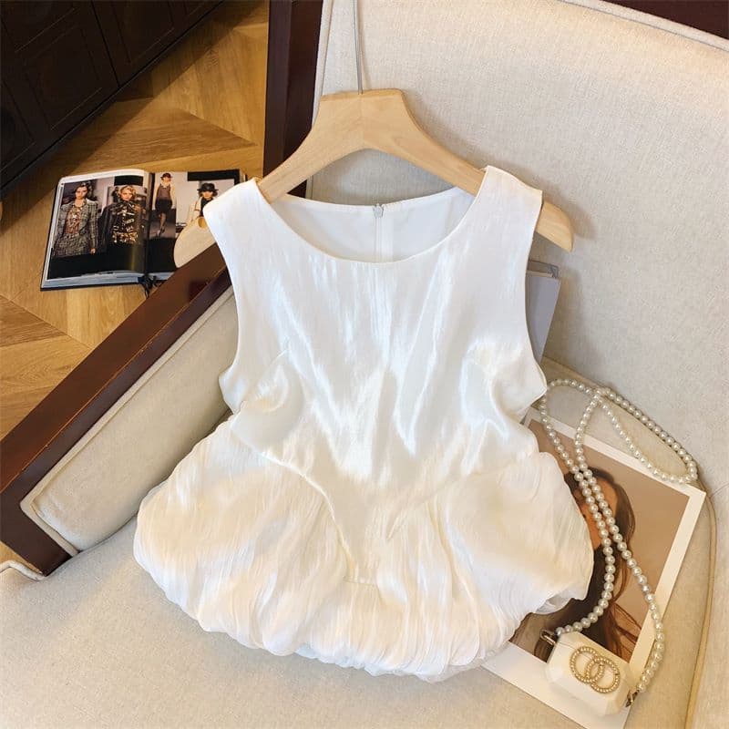 Actual shot ~ White ballet girl bud vest 2026 summer belly-covering skirt baby blouse French satin top