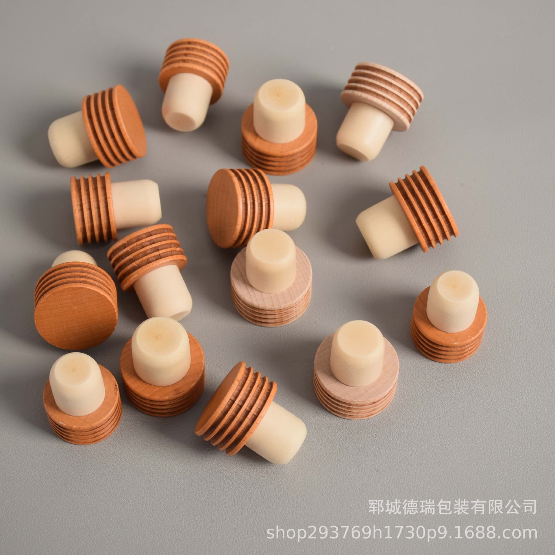 Polymer cap with wooden lid for sealing glass bottles, cork cover for red wine bottles, glass and wood bottle stopper lids