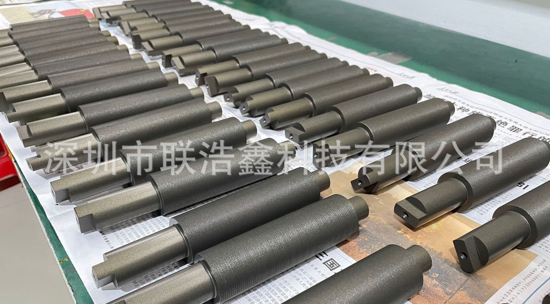 Teflon coating with excellent non-stick properties, PTFE coating with good wear resistance from DuPont paint
