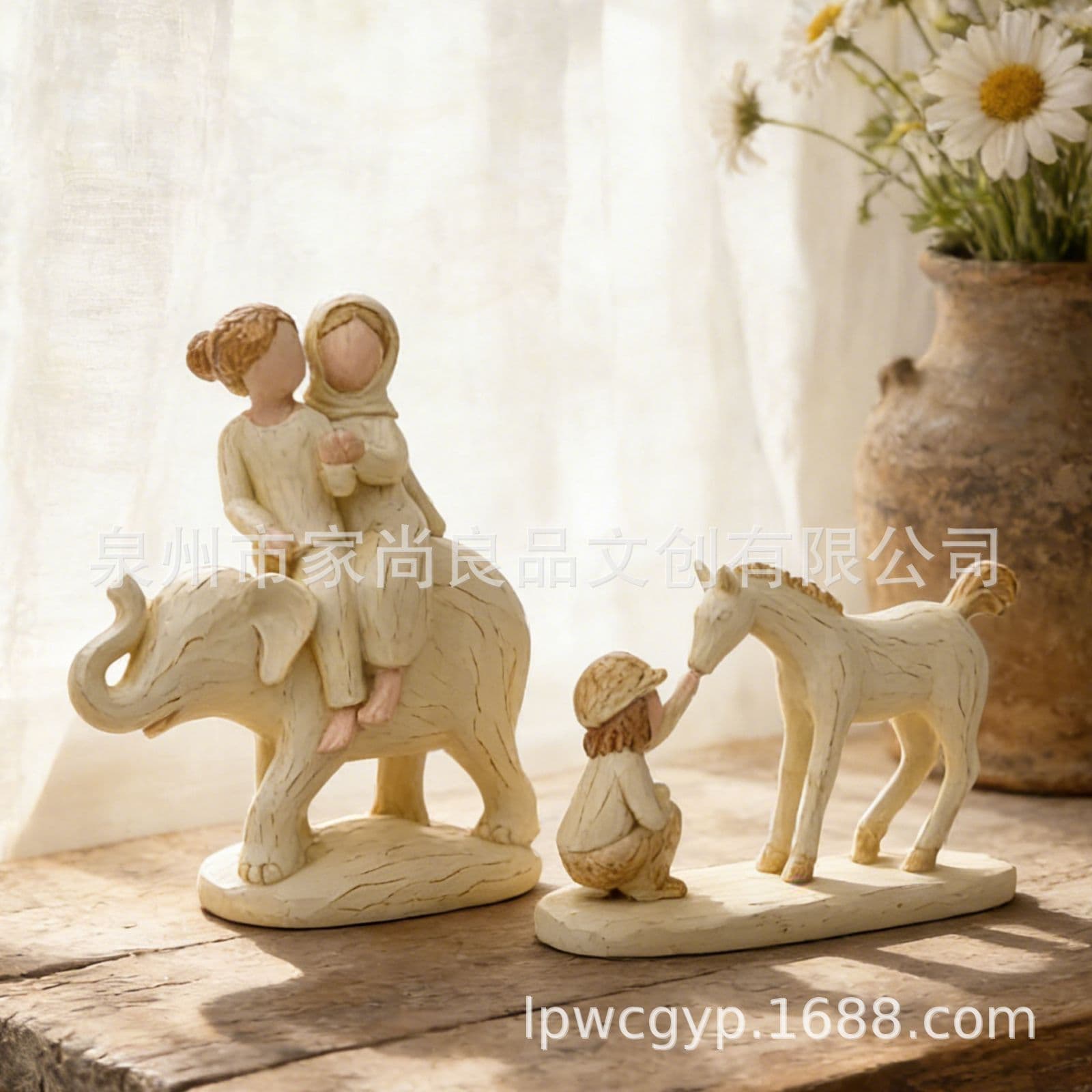 Cross-border new product horse head and character resin statue home desktop decoration ornaments Mother's Day Valentine's Day gift