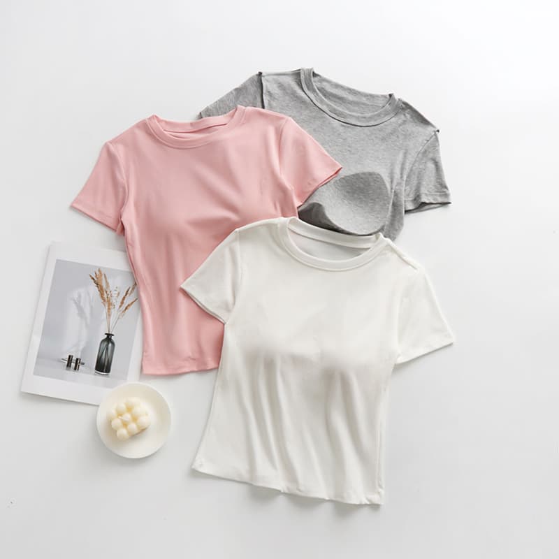 Women's short-sleeve T-shirt with built-in bra pads, summer, no need for a separate bra, Tencel Lyocell fabric, can be worn as outerwear, round neck layering top.
