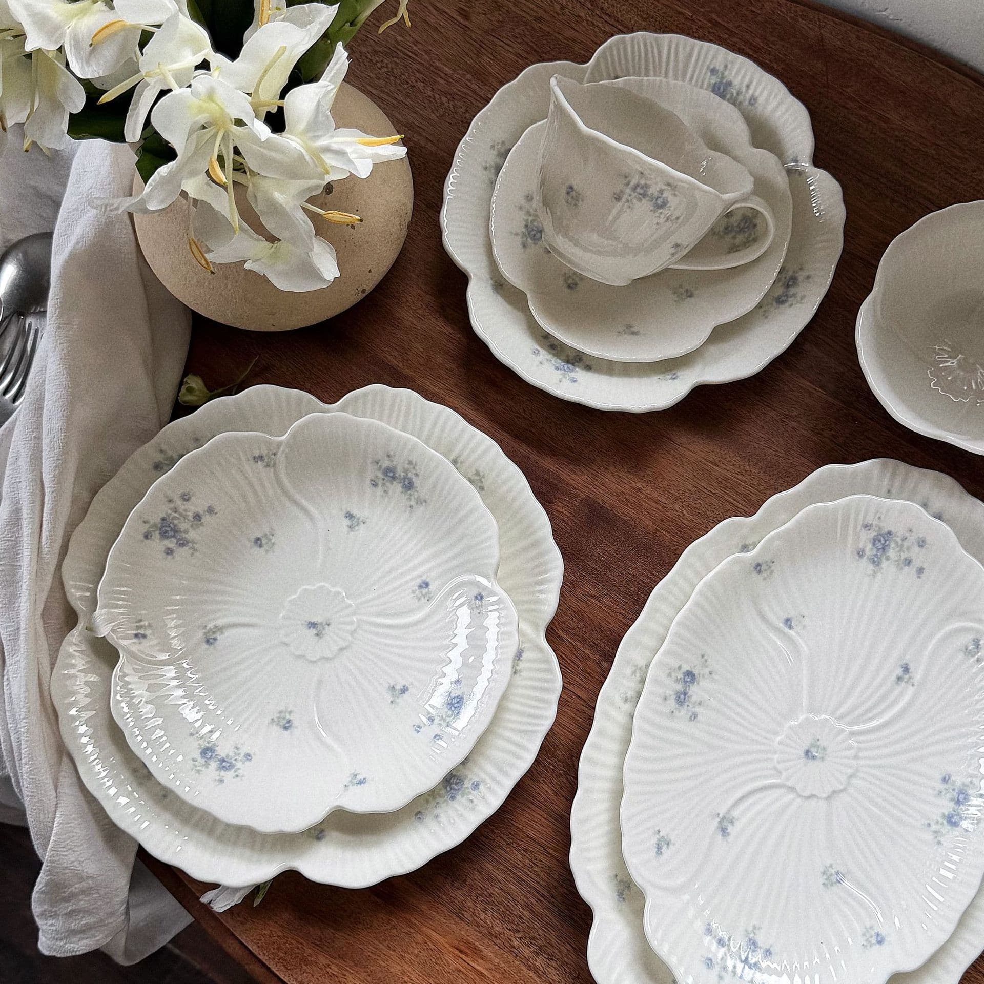 French Lace Rose Embossed Ceramic Tableware Ceramic Plate Dessert Plate Coffee Cup and Saucer Deep Plate High Aesthetic Western Food Plate