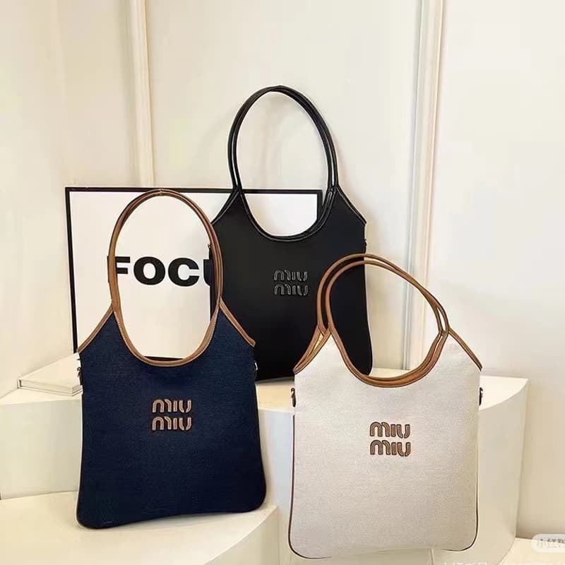 miu Miao New Tote Bag Large Capacity Shopping Bag Vintage Fashion Canvas Shoulder Handbag Underarm Women's Bag