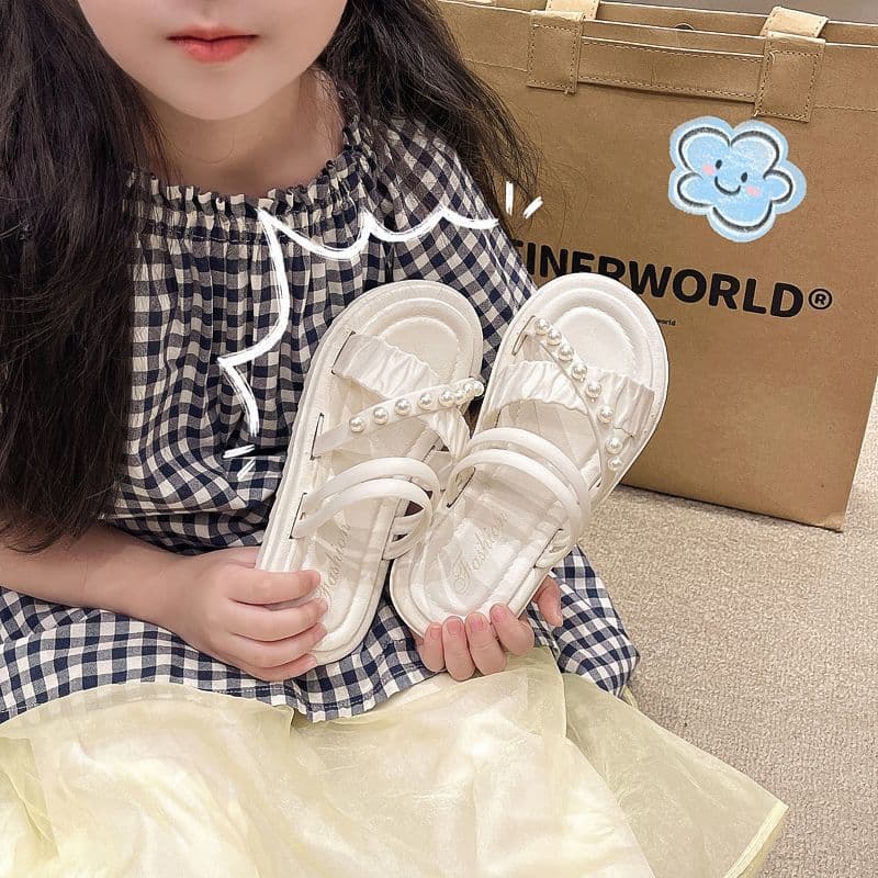 Trending Kids Butterfly Pearl Sandals Summer Round Toe Non Slip Outdoor Family Sandals