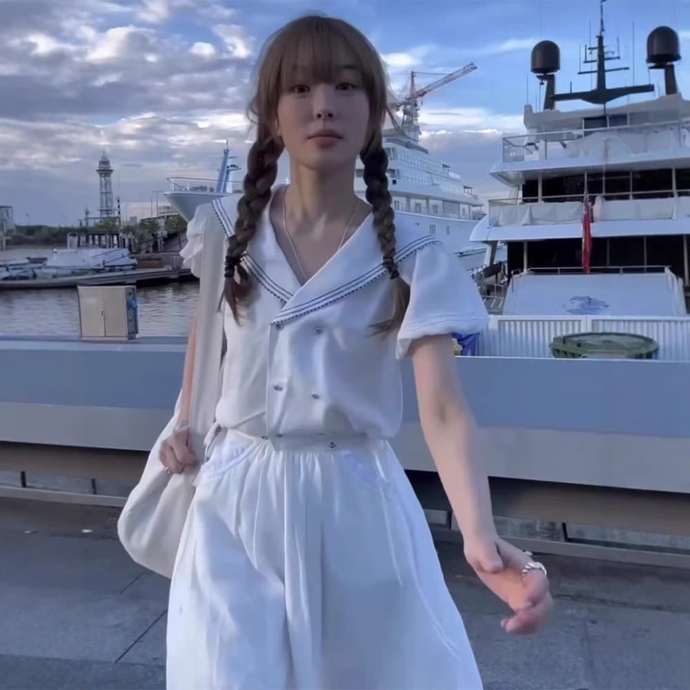 In-Stock 2025 Summer New White Women's Short Sleeve Topsuit Flet*A Skirt 2-Piece Set from China Mainland Elegant Fashion
