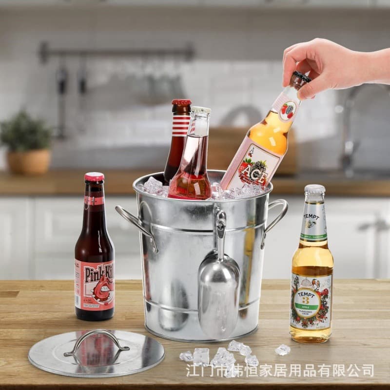 Modern Minimalist Lifestyle Ice Bucket with Spoon for Home Gatherings and Dining