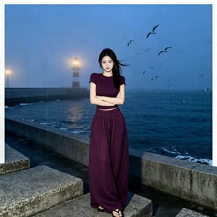 Stunning Summer Outfit Two-Piece Set for Women, Unique Pretty Casual Sporty Purple High-Waist Short-Sleeve Top and Wide-Leg Pants