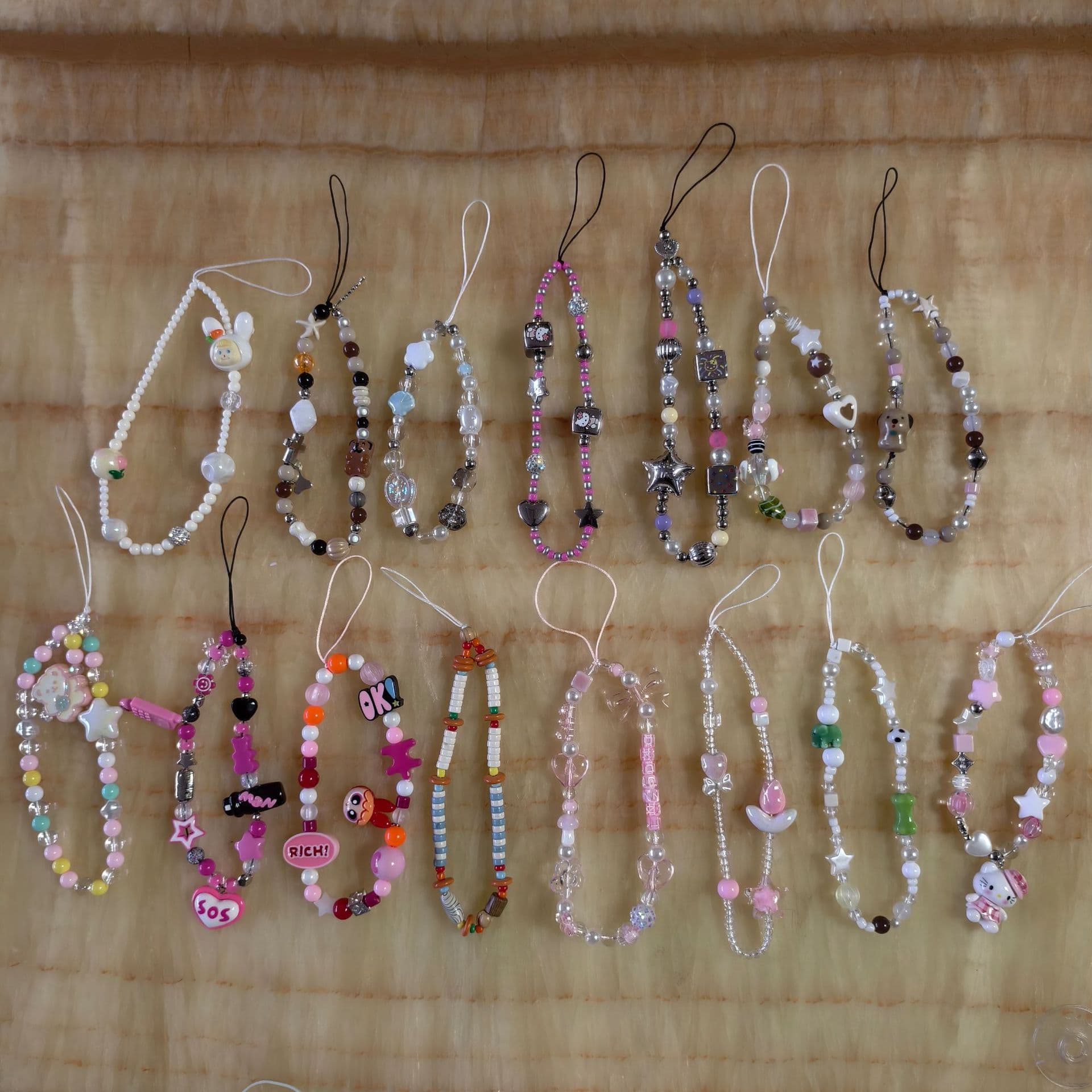 Korean Ins-style trendy phone strap, Japanese new versatile bead chain hand strap, new accessory for summer