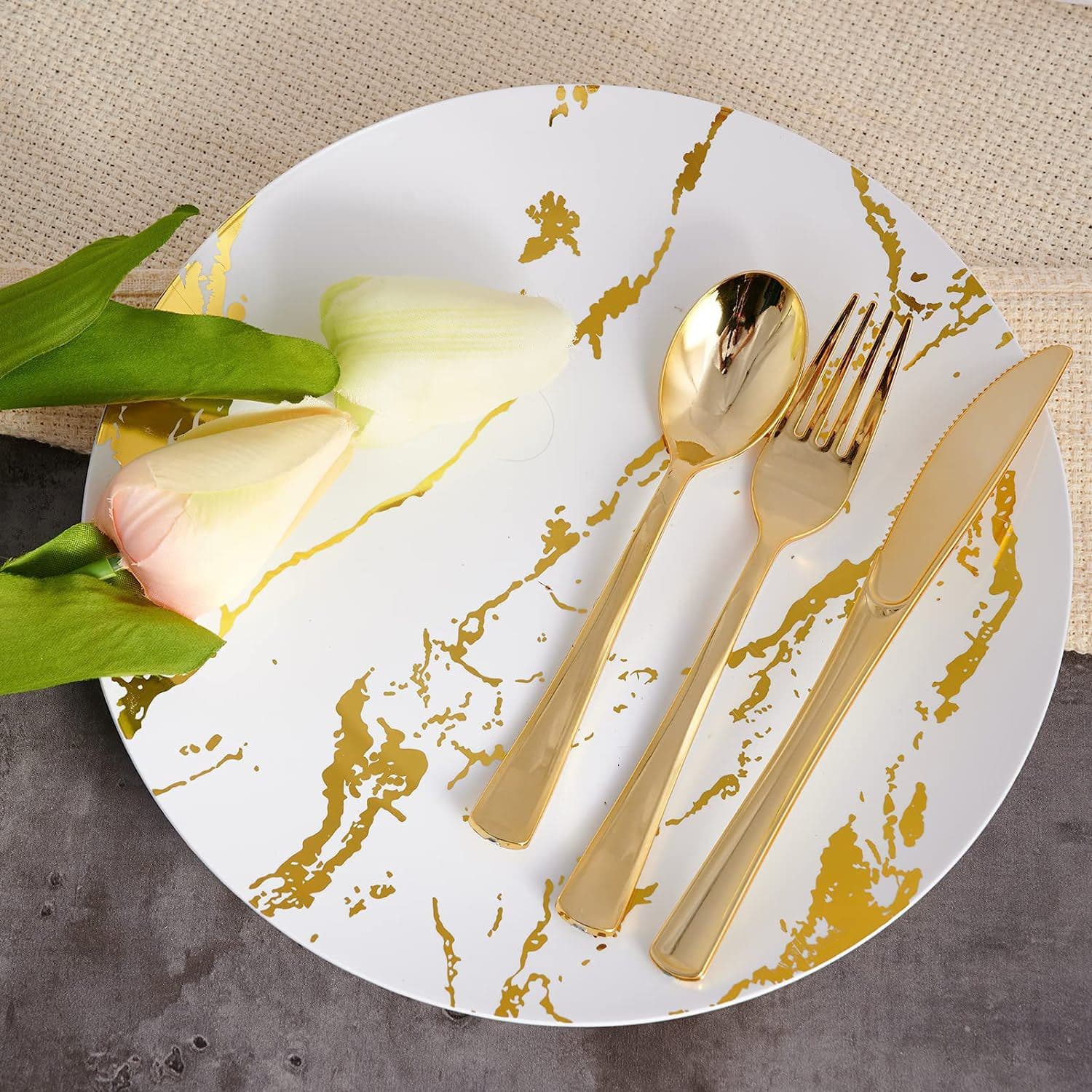 25-piece hard plastic white gold-rimmed plate, black plate, Christmas plate, knife, fork, spoon, wine glass set, disposable dinner plate