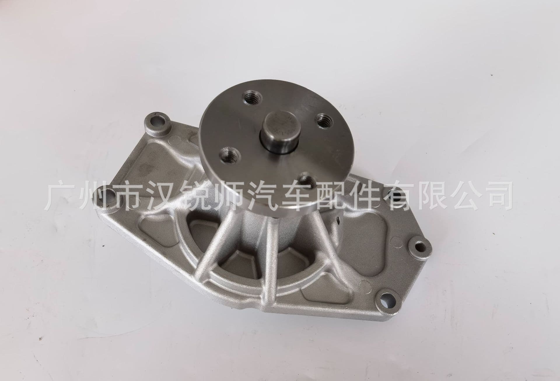 ME993928 Water Pump Assembly for Mitsubishi CANTER FUSO Canter 4D33 4D34 Light Truck Engine