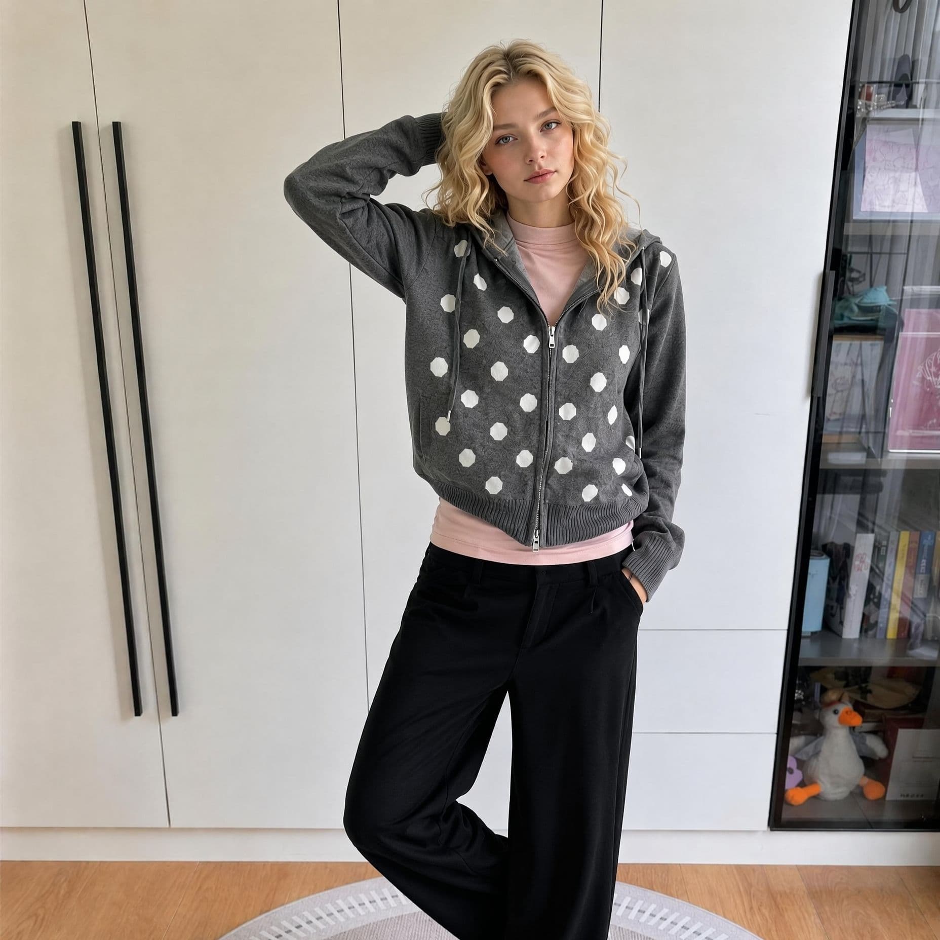 2026 European and American polka dot cardigan long-sleeved sweater women's vacation loose lazy casual sweater top