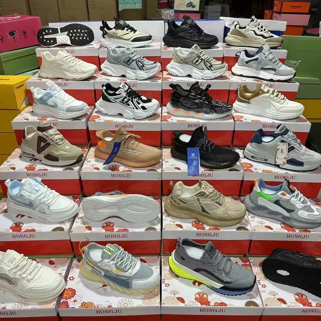 Wenzhou manufacturer clearance men's athletic shoes, thick-soled shoes, live-stream self-pickup store, high-volume wholesale shoes